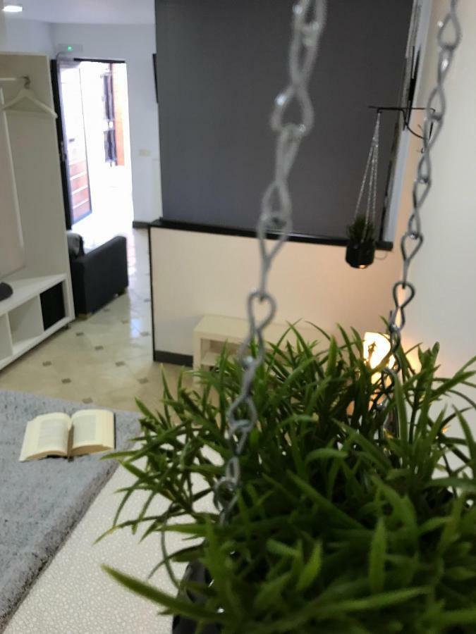 Ferienwohnung Loft Arco Del Cristo. Caces Exterior foto